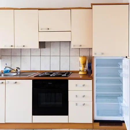 With One Bedroom In Les With Wonderful City View Enclosed Garden And Wifi Appartement Bains-les-Bains